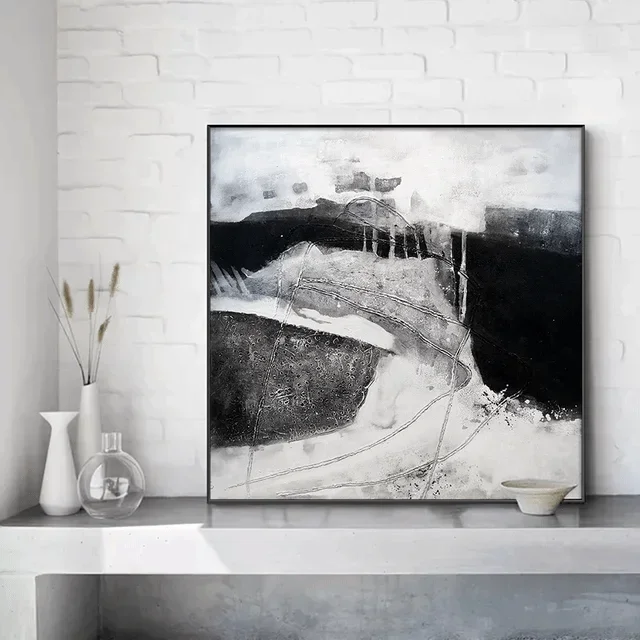 Dipinto Black and Elwyn Brooks White
