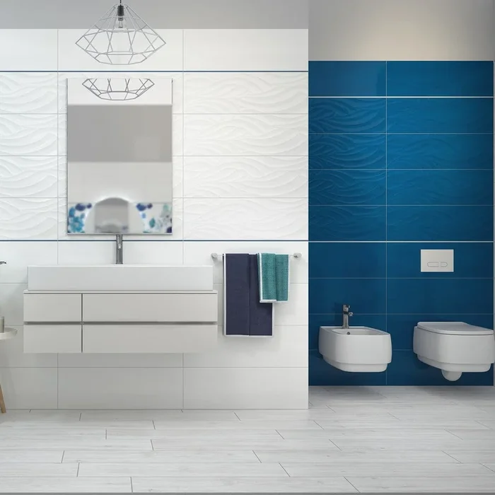 Fiji Edera 3D Blu Notte – Rivestimento Bagno Decoro a Rilievo Blu Scuro 25×75 Pasta Bianca Rettificata