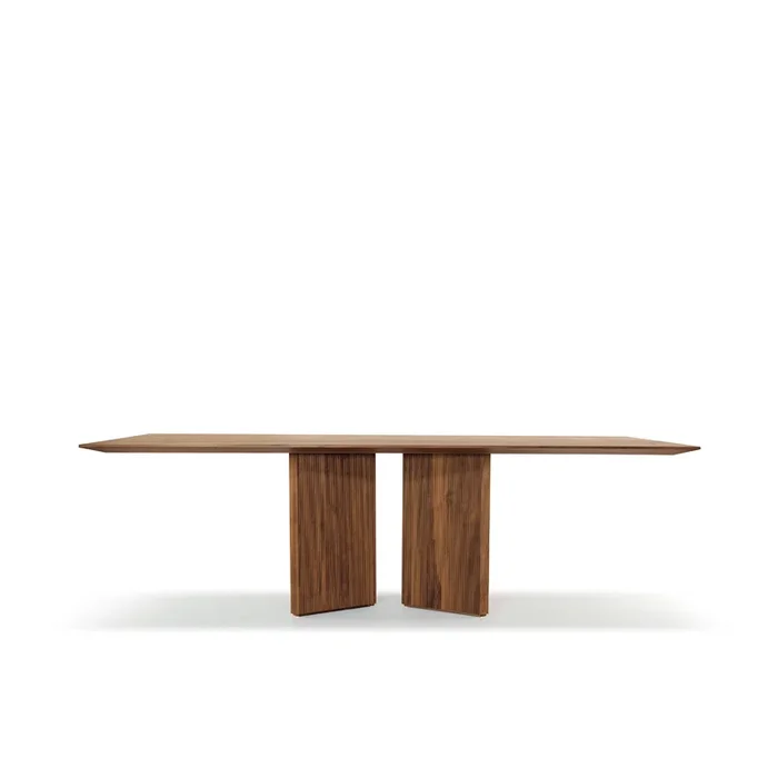 Revo Table Table
